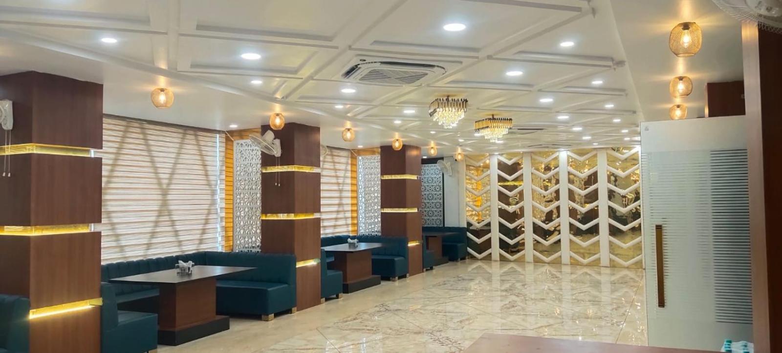 Shri Laxmi Inn Orai 外观 照片